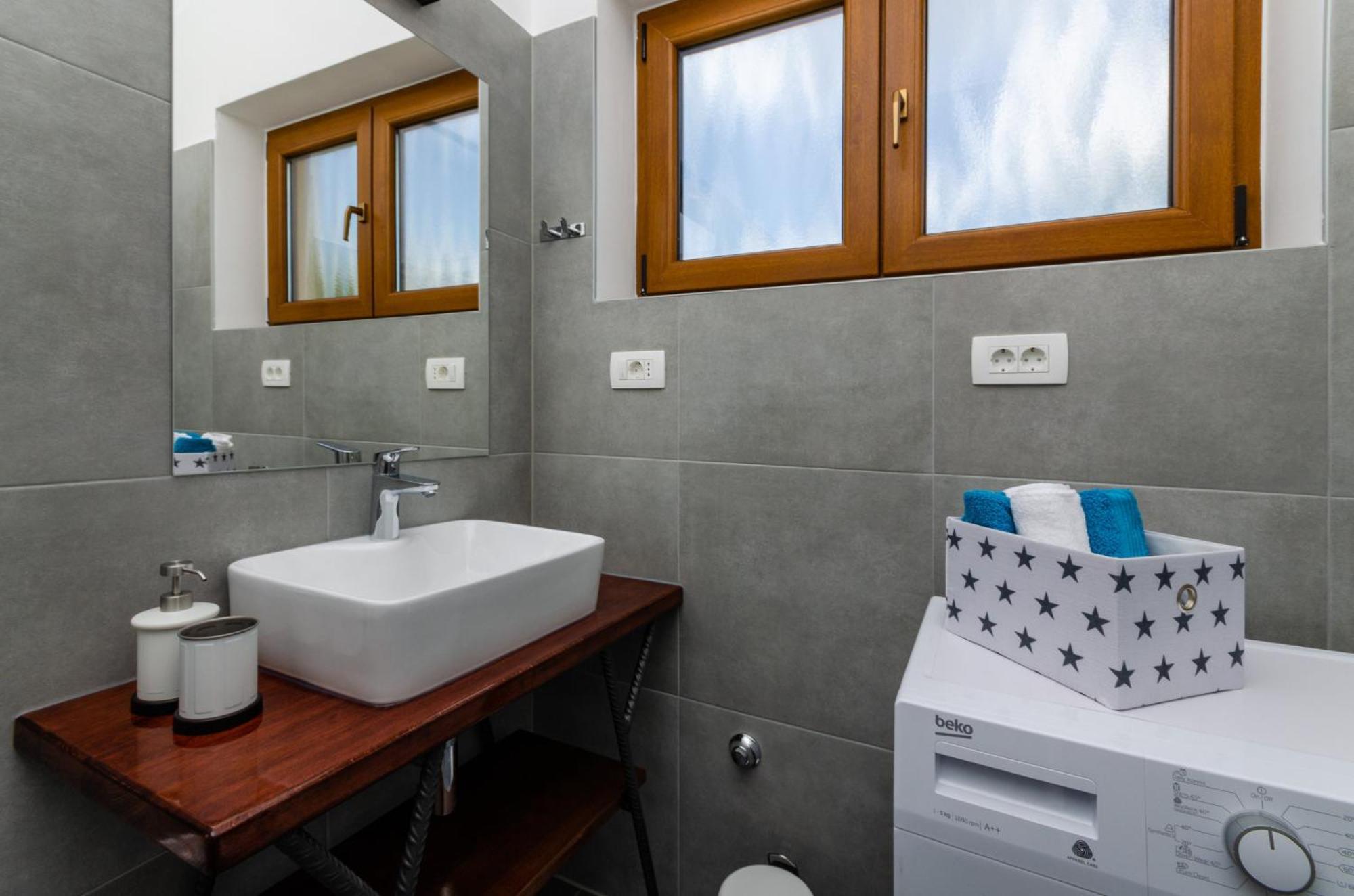 Apartments Niko Crikvenica Rom bilde